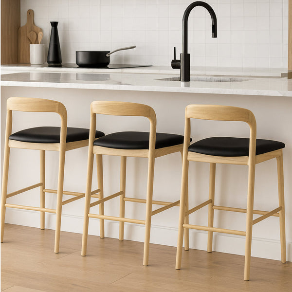 Ellie : Bar Stool Ash Frame with Black Pu Seat