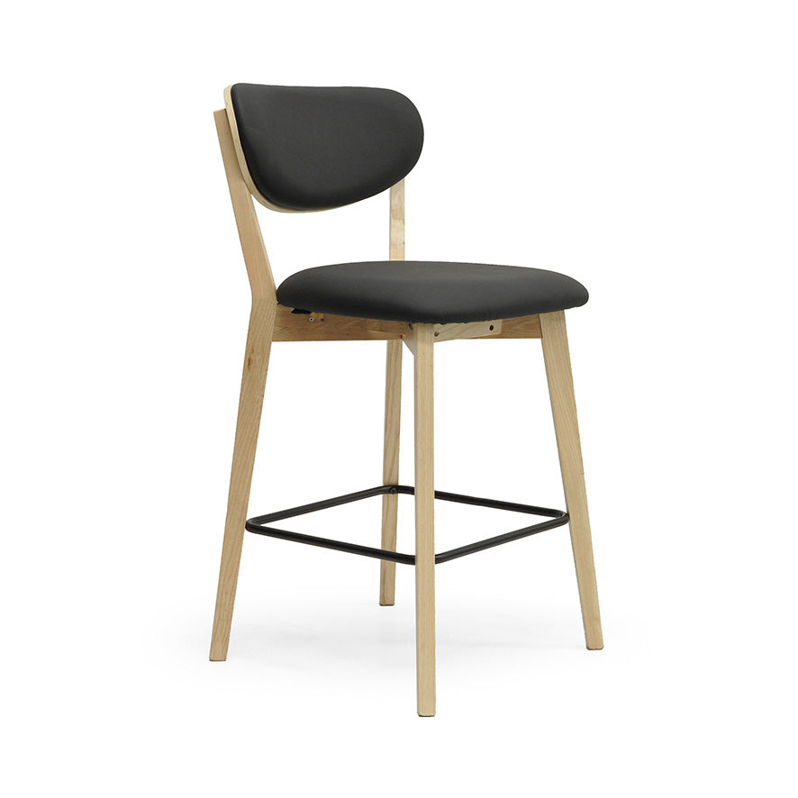 Oliver : Bar Stool Ash Frame Black Leather