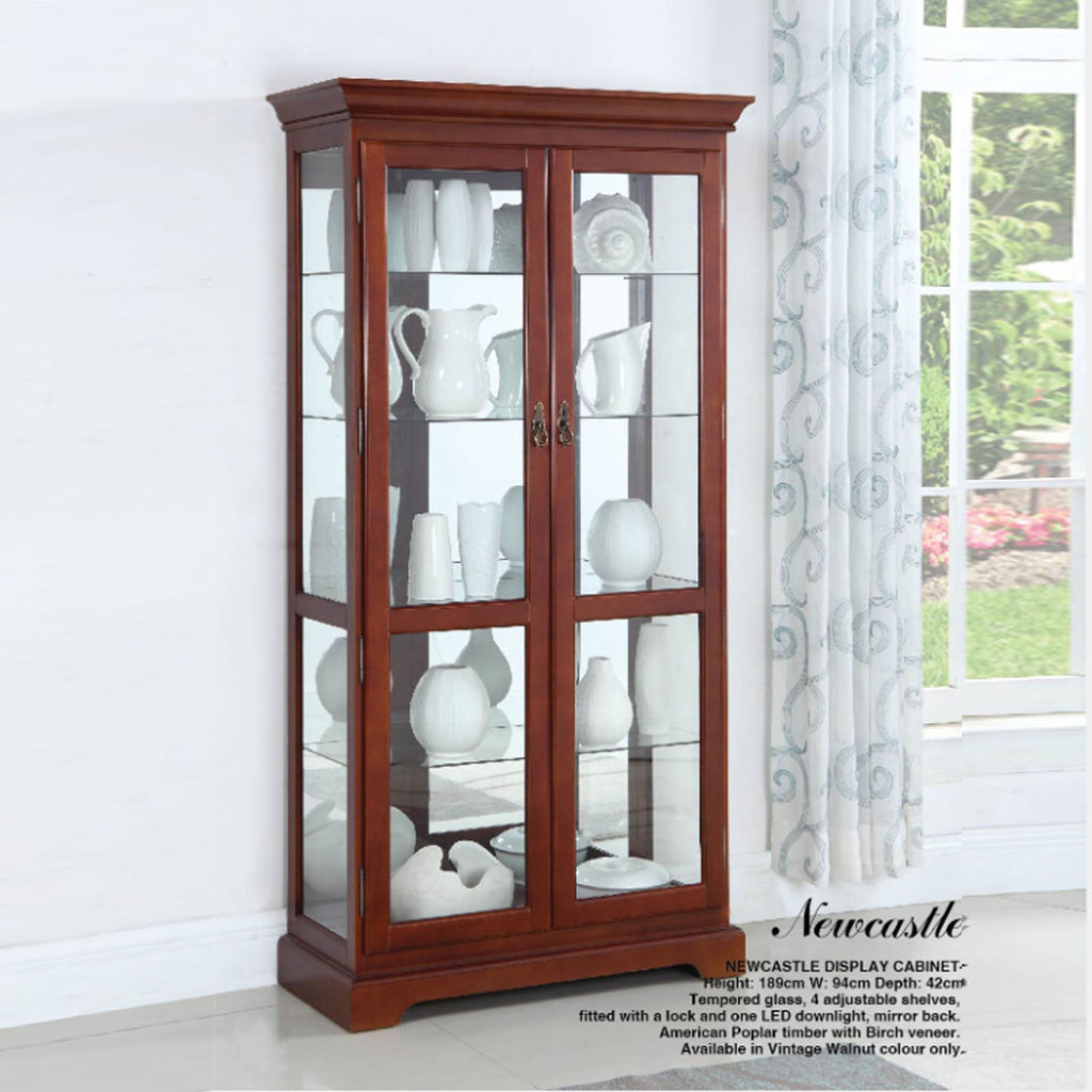 Newcastle : Display Cabinet