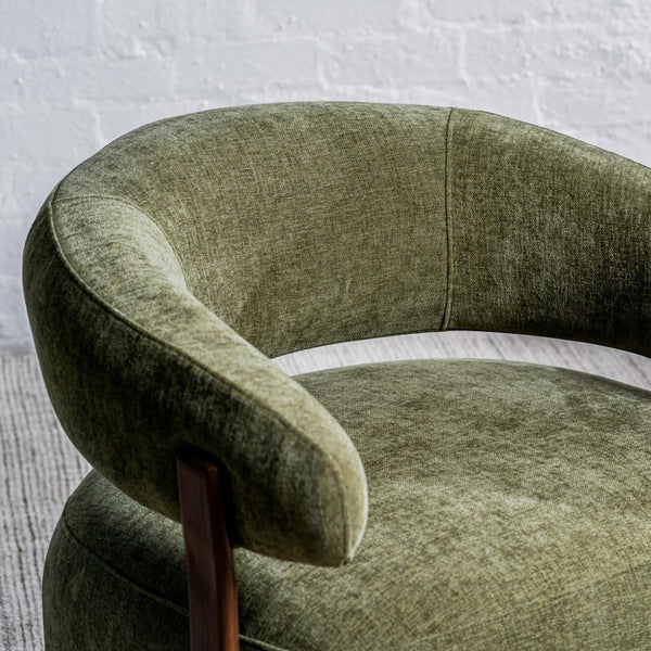 Hamptone Olive : Accent Chair