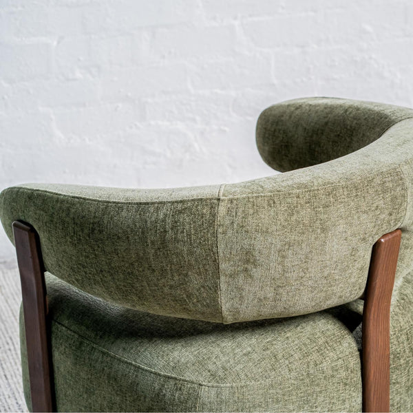 Hamptone Olive : Accent Chair