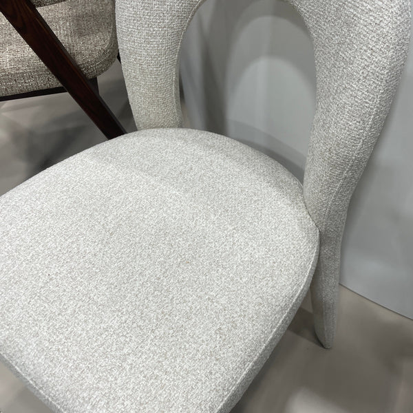 Coastal : Oval Dining Table & Bellini Chairs