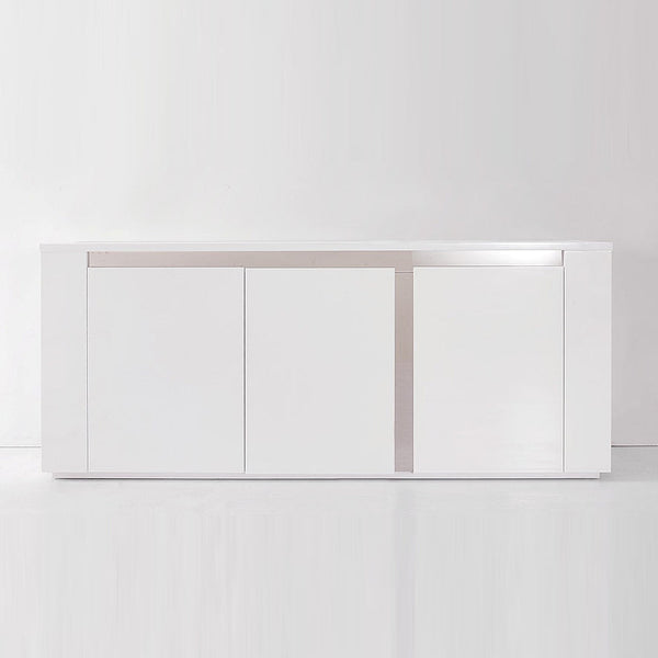 Senti : Dining Table