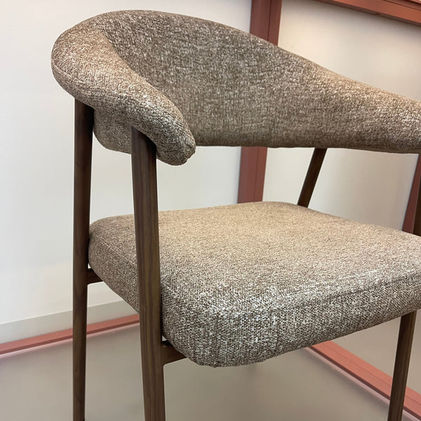 Como: Dining Chair Walnut Frame Toffee Fabric