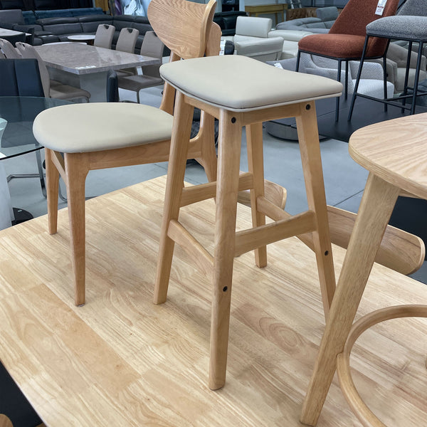 Gangnam : Bar Stool Natural Frame Clay pu Seat