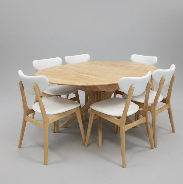 York: Round Extension Dining Setting