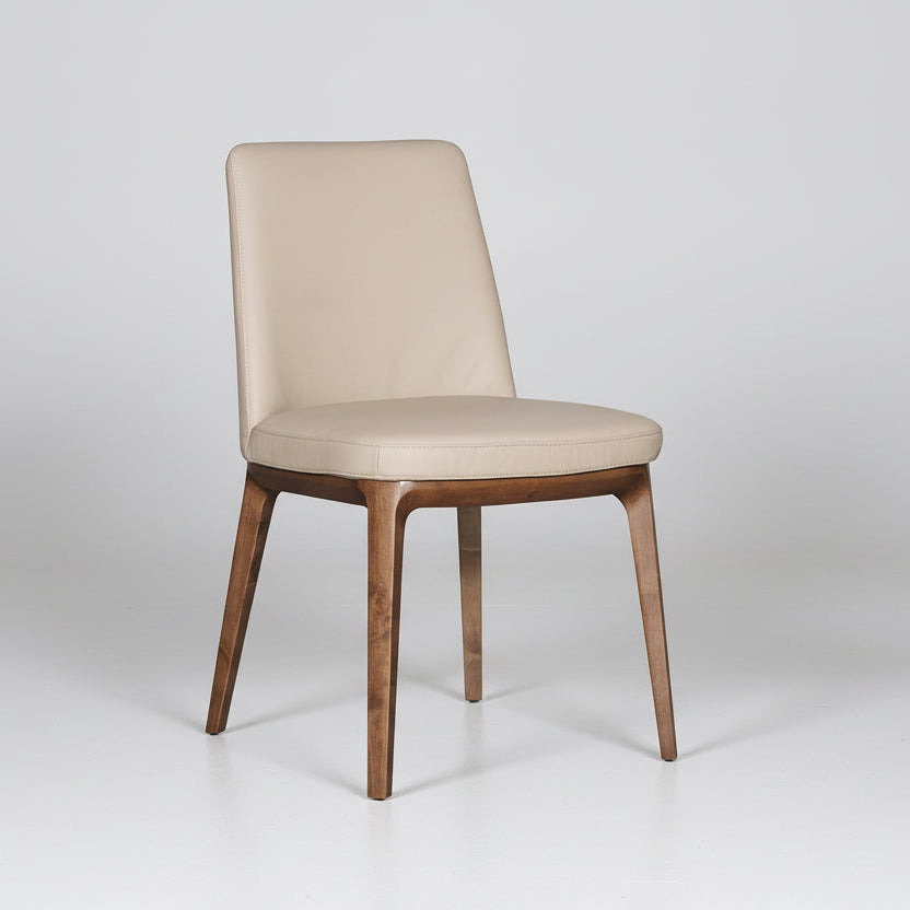 Juno : Dining Chair Light Walnut / Clay Leather