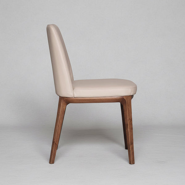 Juno : Dining Chair Light Walnut / Clay Leather
