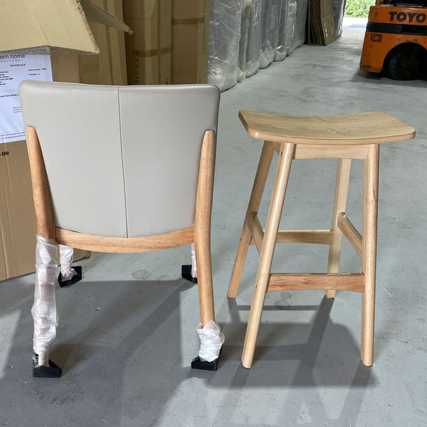 Gangnam : Bar Stool Natural Frame Clay pu Seat