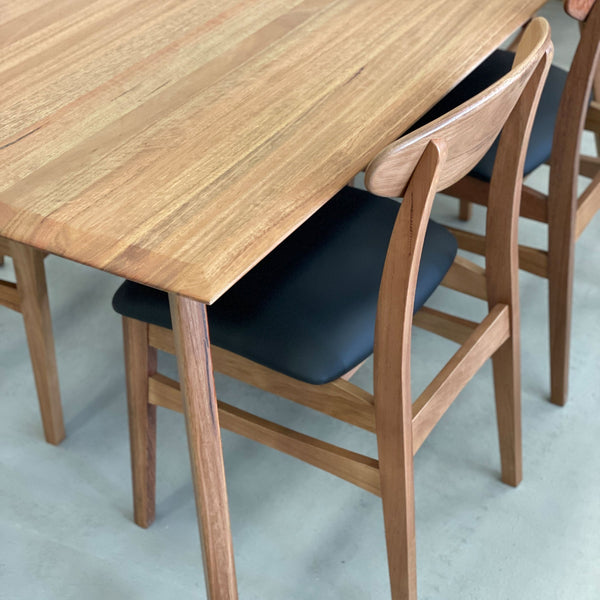 Oliver : Extension Dining Table