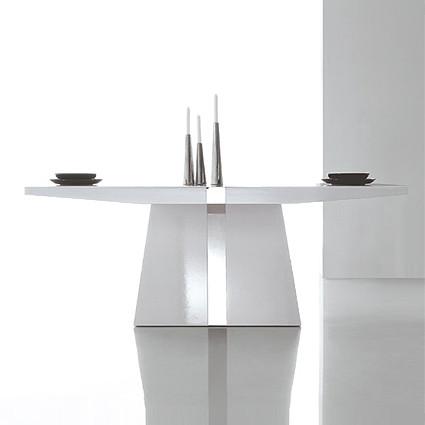 Sierra : Dining Table