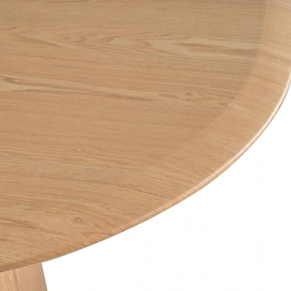 Solaro : Oval Dining Table Natural Oak & Bosino Chairs