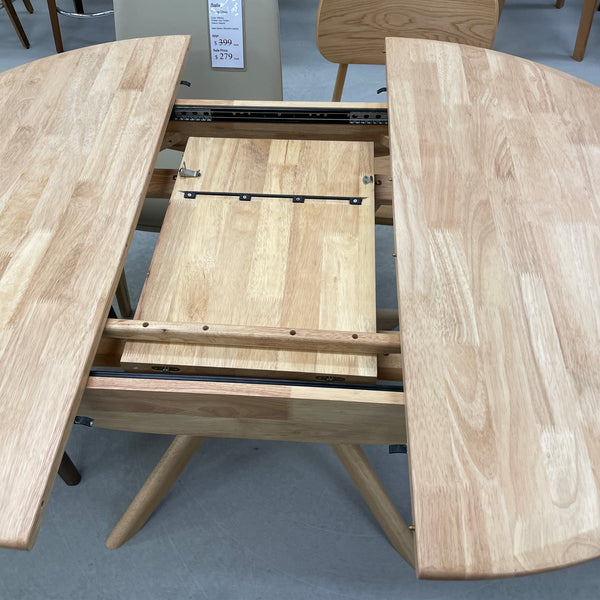 York: Round Extension Dining Table